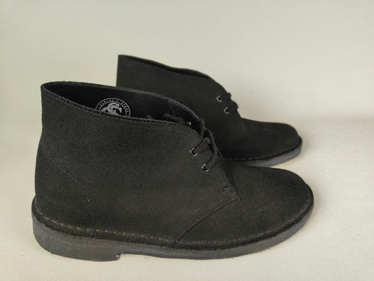 Clarks Originals Desert Boot in Black with amber crepe sole, classic chukka boot unisex | RunInRain