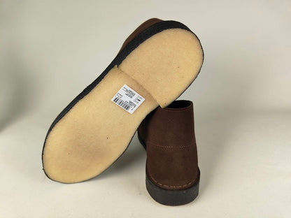 Clarks Originals Desert Boot Brown Steads Suede with beige insole on a light gray background - Sole view @runinrain