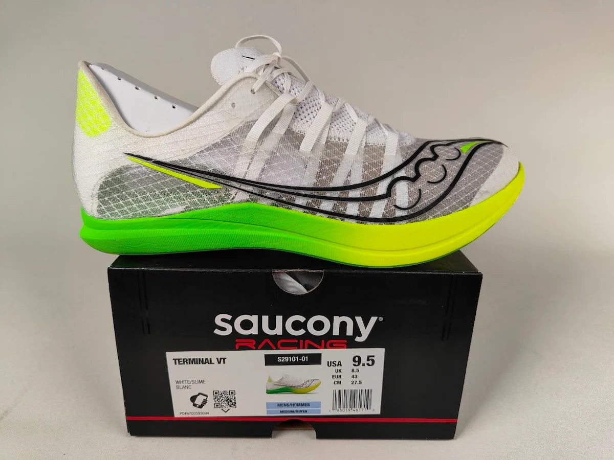 Saucony Terminal VT Track & Field Racing Spikes – Detail View @RunInRain