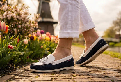 Sebago Docksides Janet Suede Women's Boat Shoes | Navy-White